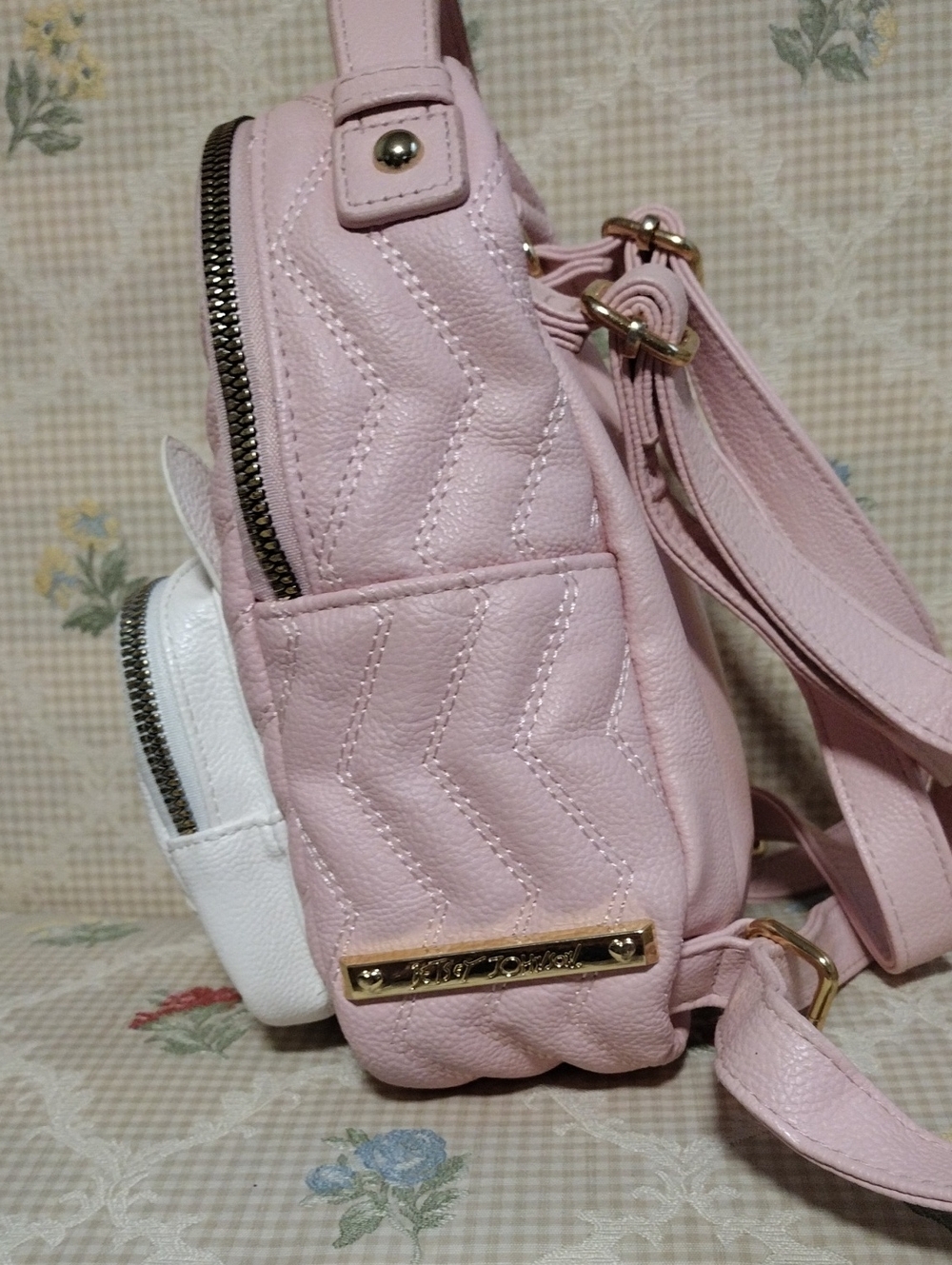 Pink & White Frenchie Mini Backpack Betsy Johnson - Picture 2 of 5